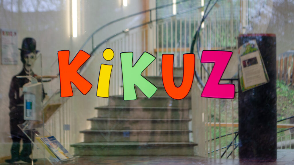 Das Bild zeigt den Schriftzug KiKuZ.