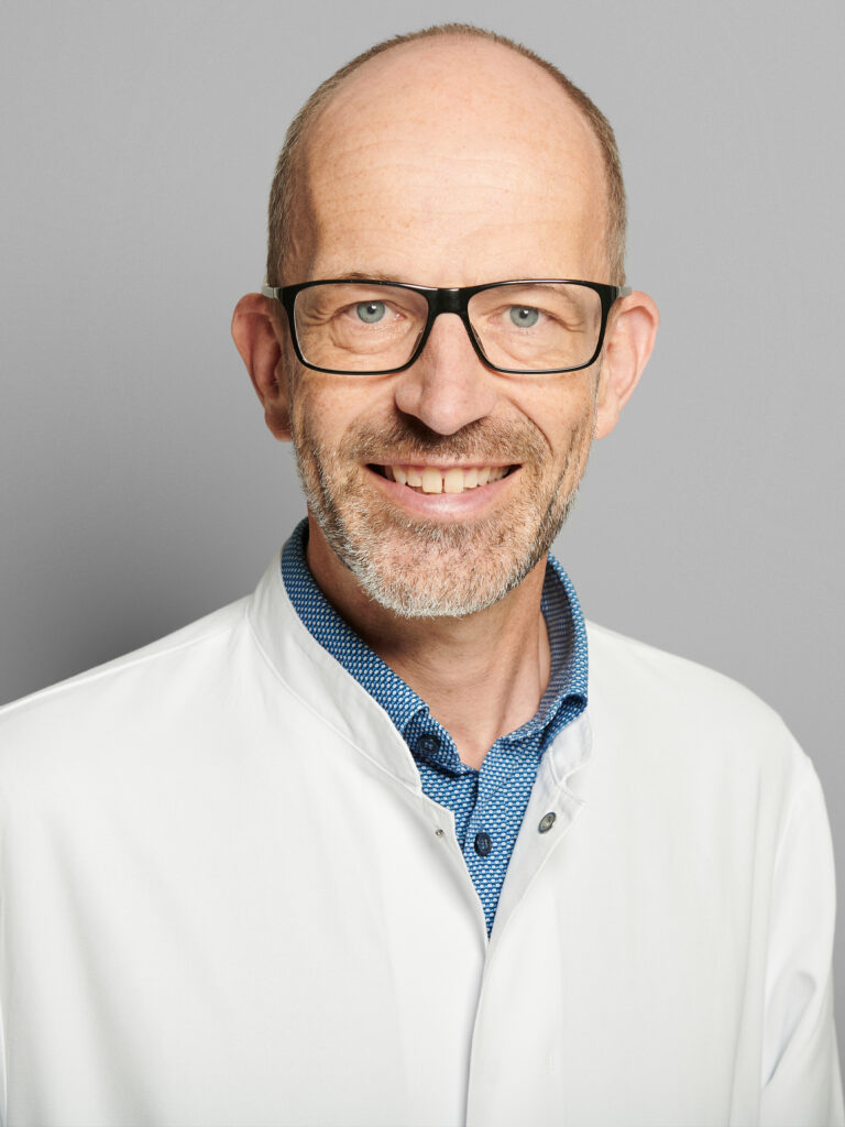 Das Foto zeigt Ivo Quack, Chefarzt der Zentralen Notaufnahme am Klinikum Konstanz
